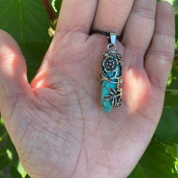 Bohemian Turquoise Necklace engraved floral Pendant Silver Tone, adjustable, - Picture 6 of 8